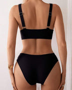 Ângela - Bikini Silhouette: La Tua Eleganza Estiva