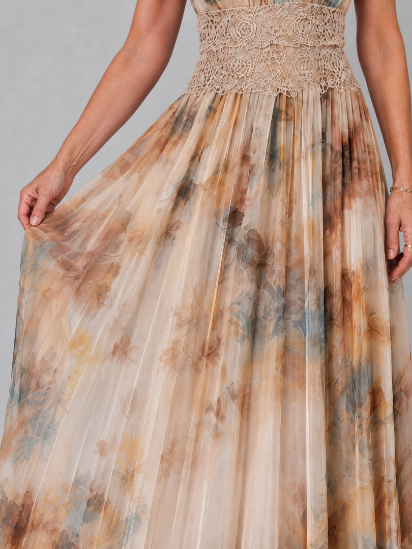 Elavenue | Abito Maxi Scollo Halter con Elegante Vita in Pizzo