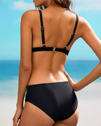 Catarina - Bikini Vibrante e Seducente