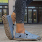 Nila – Eleganza Confortevole con Zip Pratica