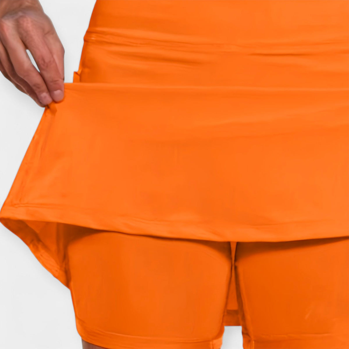 Eleganti Pantaloni Alti con Gonna: Stile e Comfort per Ogni Occasione