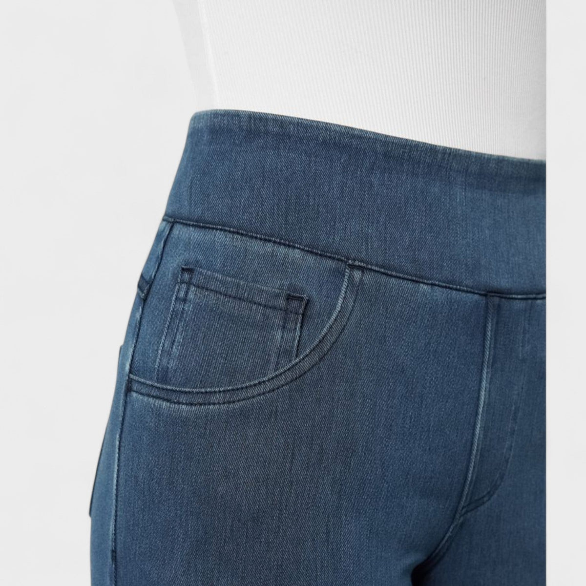 Irene - Pantaloni Denim a Gamba Larga: Stile e Comfort per Ogni Occasione!