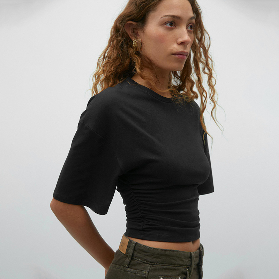 PAMKA™ | T-shirt Fitted a Manica Corta per un Comfort Incredibile