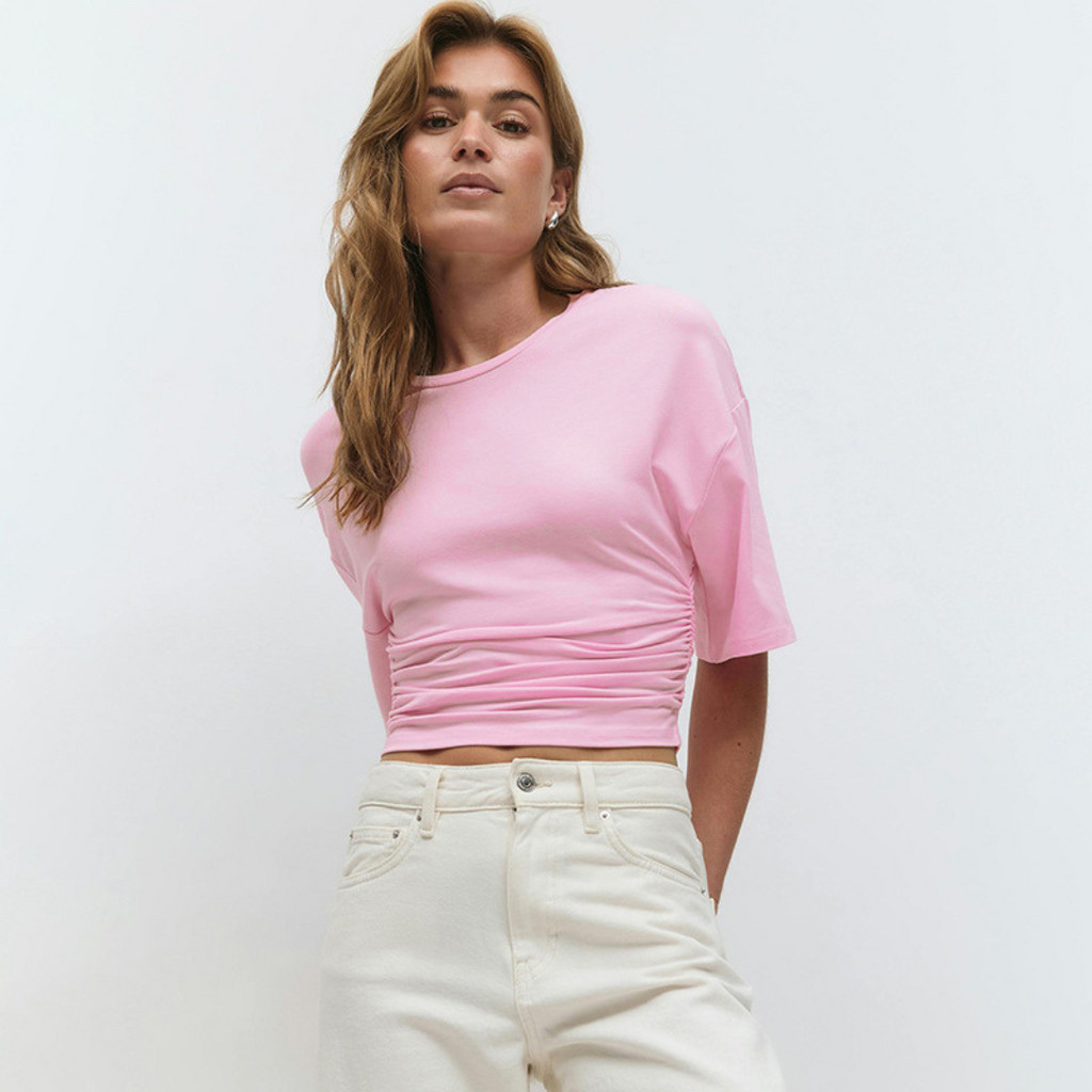 PAMKA™ | T-shirt Fitted a Manica Corta per un Comfort Incredibile