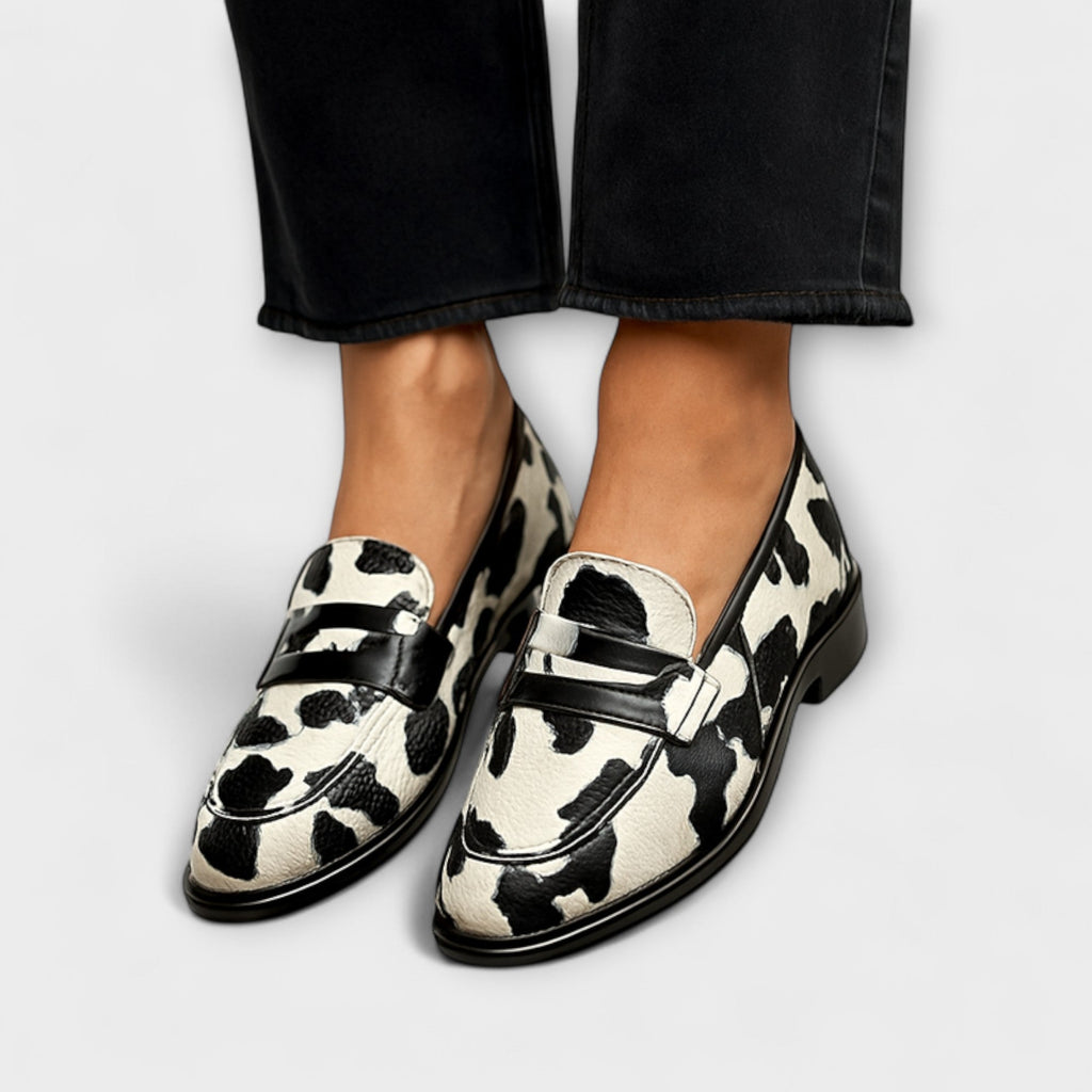 Victoria - Pantofole Fashion Statement per un Comfort Inconfondibile