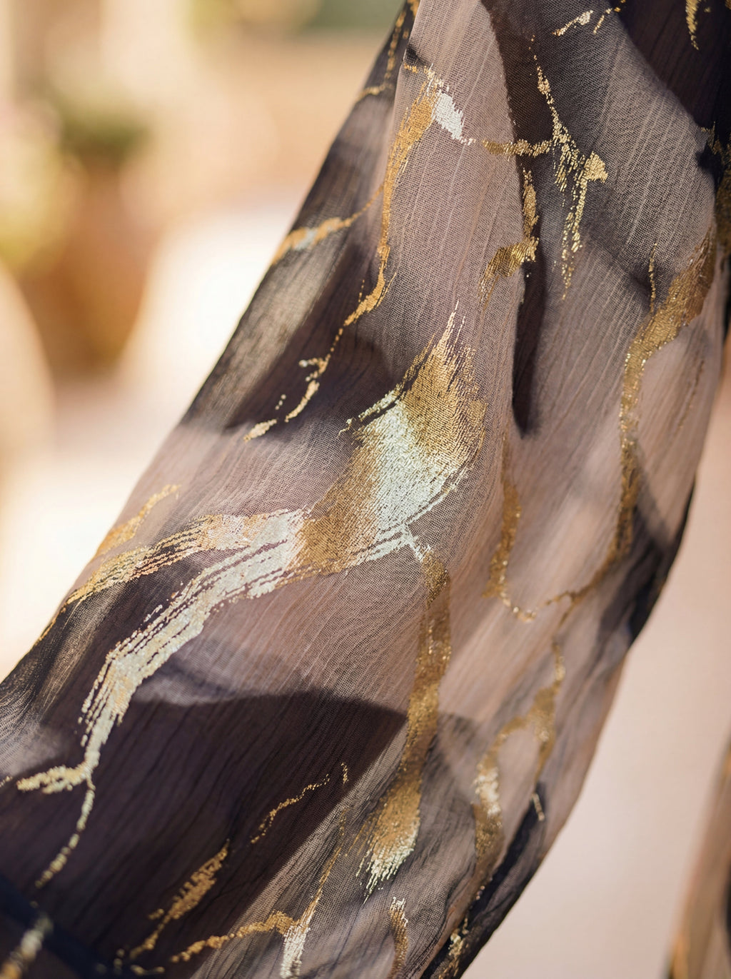 Vestito in Chiffon Stampato: Eleganza Fluttuante per Ogni Occasione!