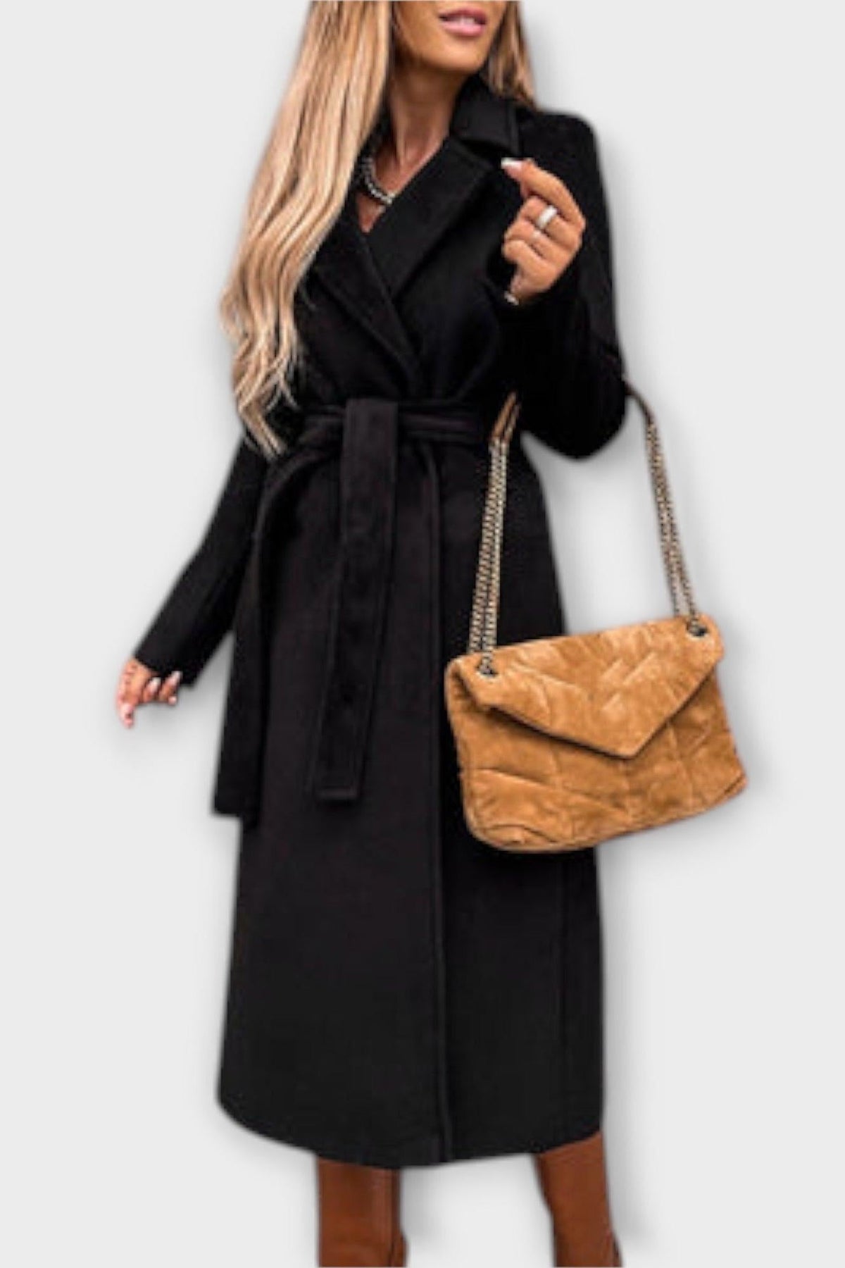 Giacca Eliza Millea: Eleganza e Stile per Ogni Occasione!