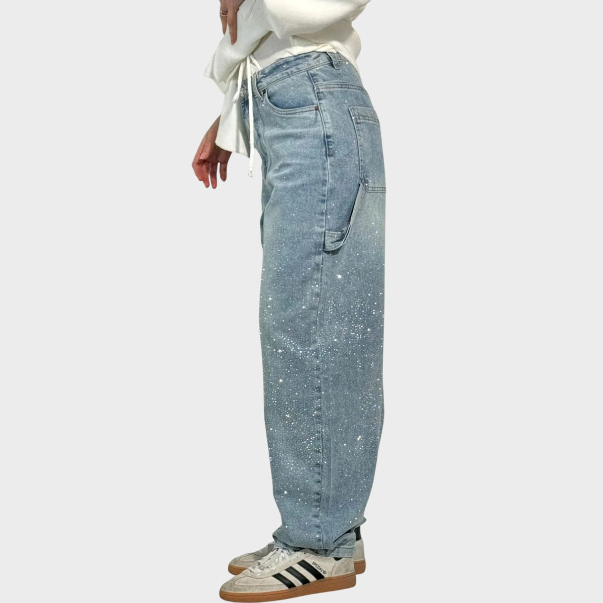 Valéria - Pantaloni Denim Oversize: Stile e Comfort in Ogni Occasione!