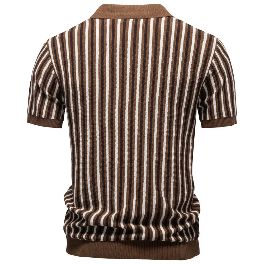 Corso di Stile: Polo a Righe Vintage per un Look Unico