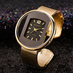 Maria - Eleganza Audace in Nero e Oro