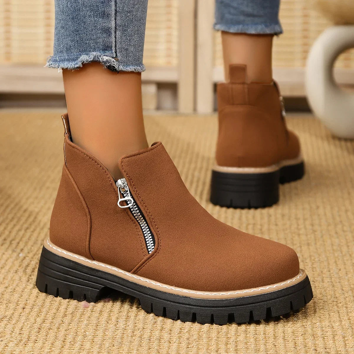 Frida – Stivaletti Trendy con Plateau e Suola Spessa per un Autunno e Inverno alla Moda