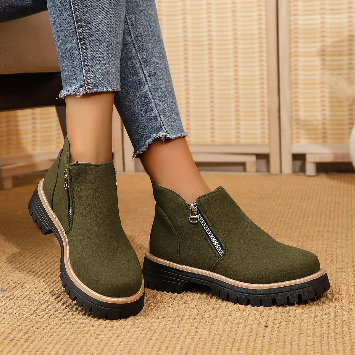 Frida – Stivaletti Trendy con Plateau e Suola Spessa per un Autunno e Inverno alla Moda
