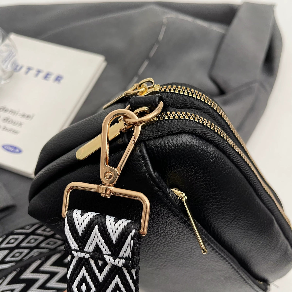 Elena™ | Borsa a tracolla con tracolla intrecciata