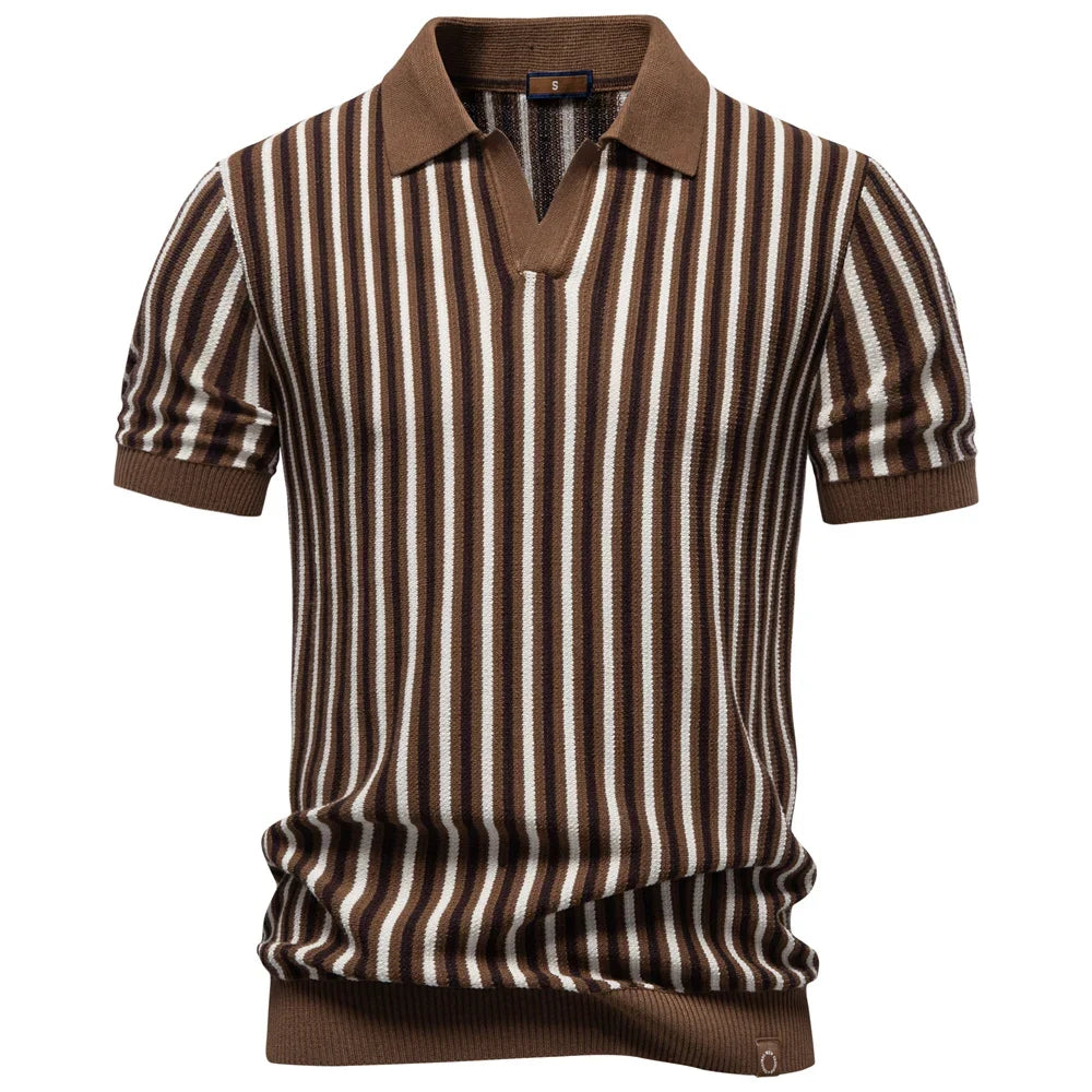 Corso di Stile: Polo a Righe Vintage per un Look Unico