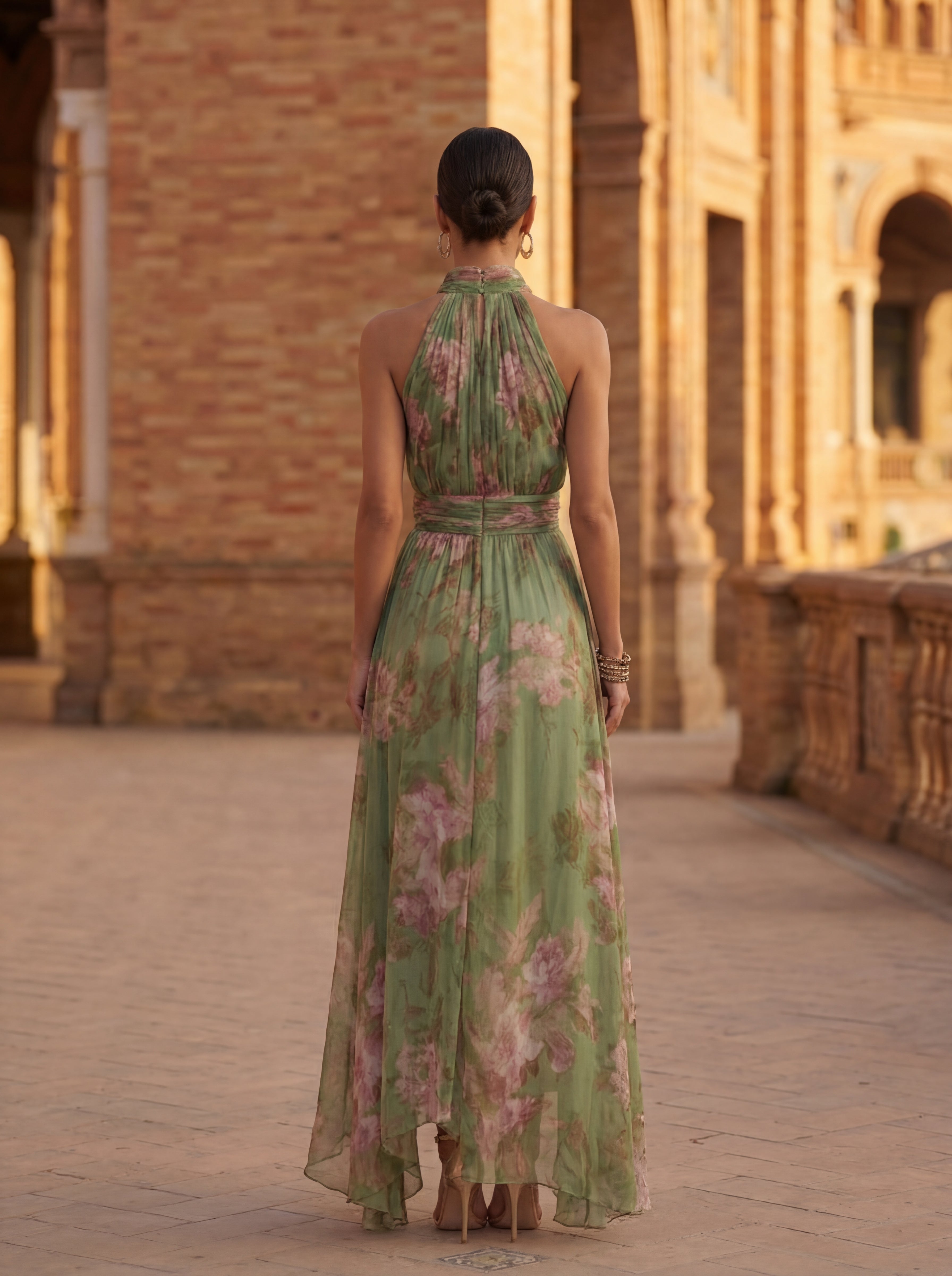 Vestito Olivia: Eleganza e Stile per Ogni Occasione