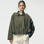 Giacca Oversize Bomber in Pelle Scamosciata: Stile Unico e Comfort Incredibile!