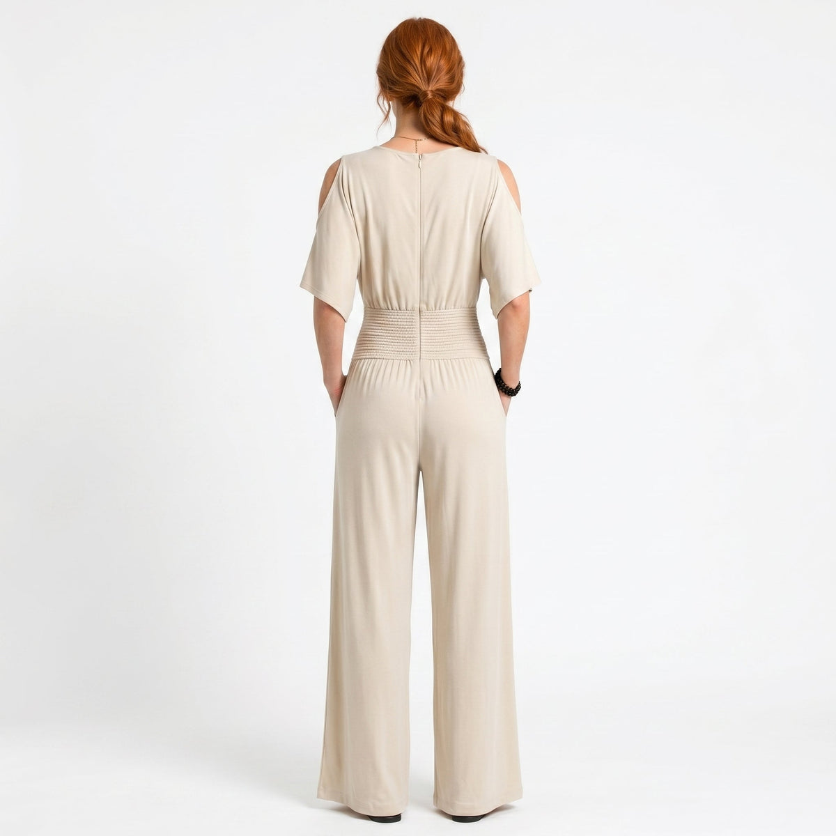 Beatriz - Tuta Fluida con Scollo Incrociato: Eleganza e Comfort per Ogni Occasione!