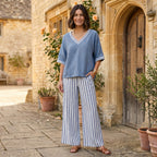 Clara - Completo Elegante in Lino con Tunica e Pantaloni a Righe per un Look Unico