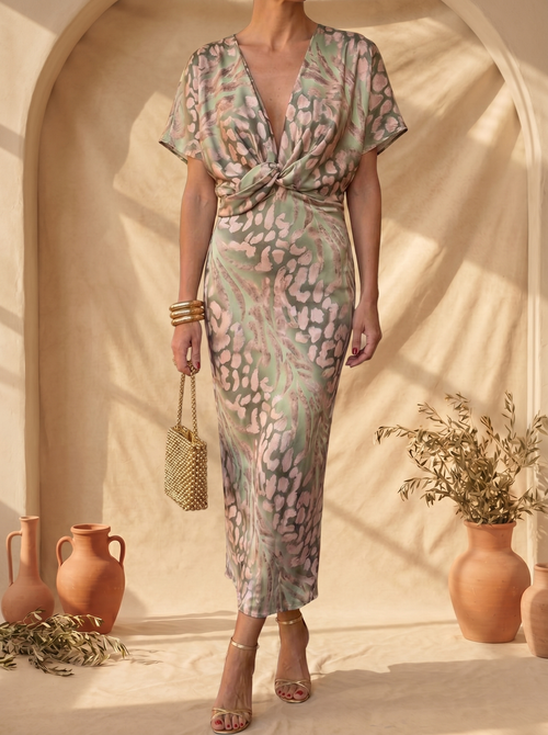 Antonella | Abito Elegante in Tessuto Leggero e Fluido - Stile e Comfort per Ogni Occasione