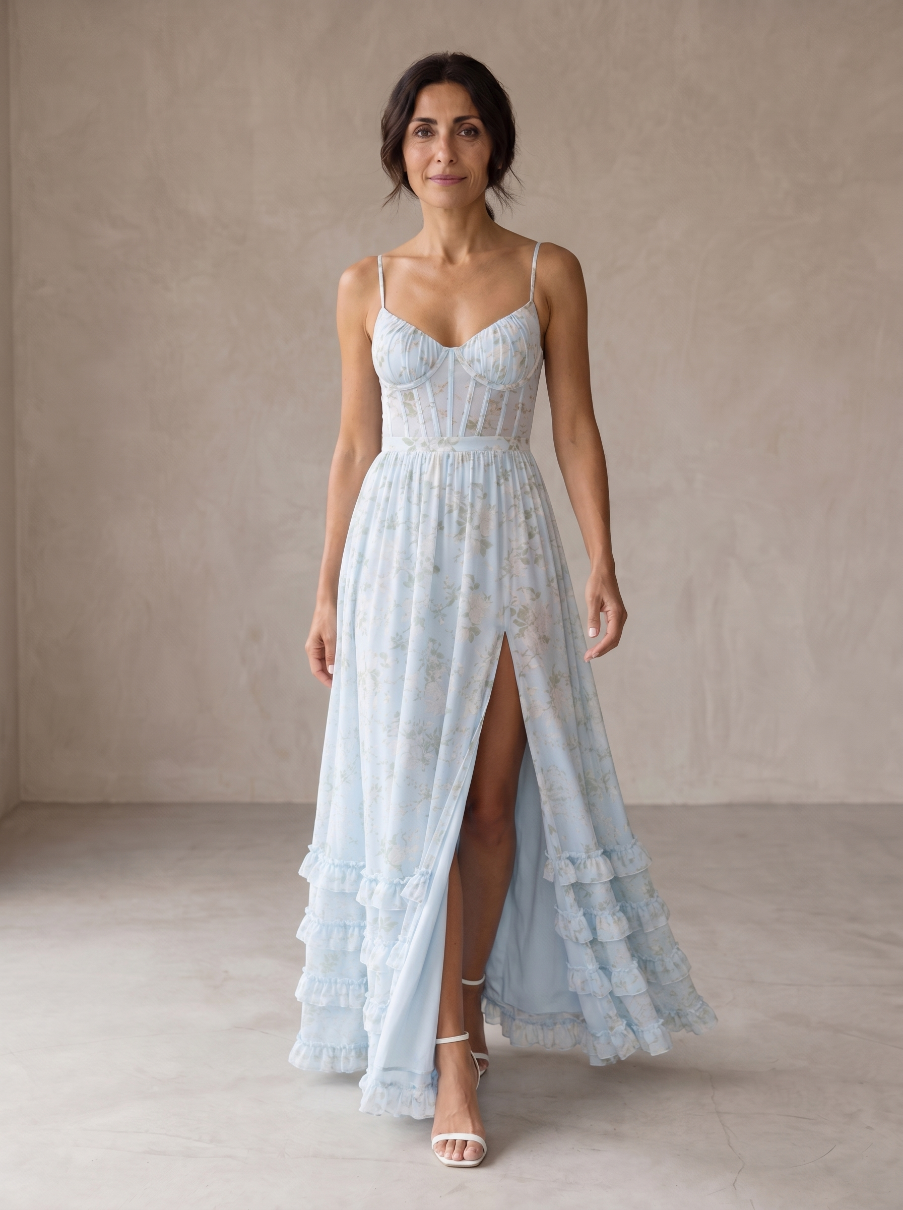 Violetta | Silhouette Incantevole: Eleganza e Stile