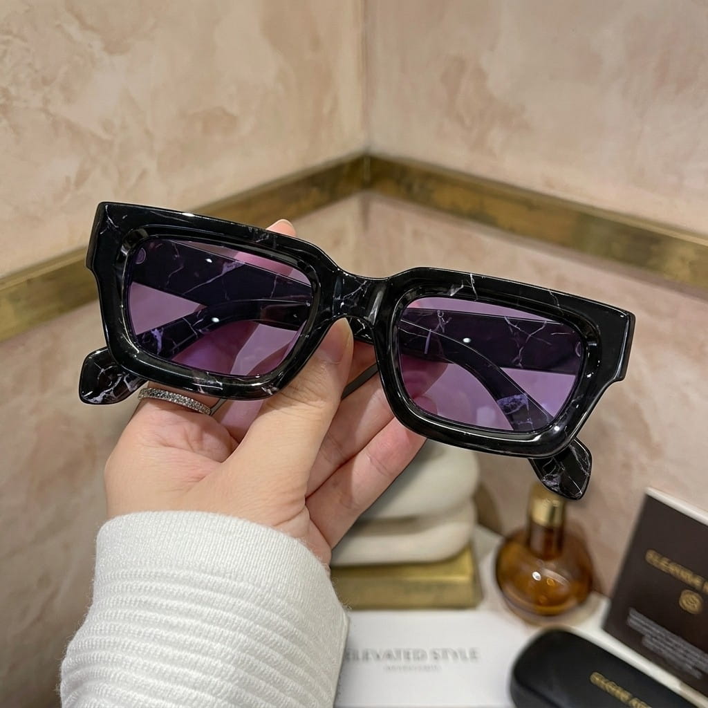 Occhiali da Sole SALERNO con Montatura Spessa - Stile e Protezione per Ogni Occasione!