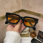 Occhiali da Sole SALERNO con Montatura Spessa - Stile e Protezione per Ogni Occasione!