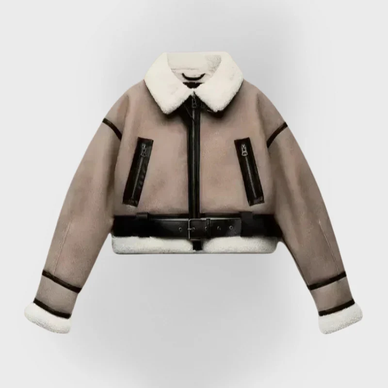 Giacca in Pelle Polare: Stile e Comfort per Ogni Avventura!