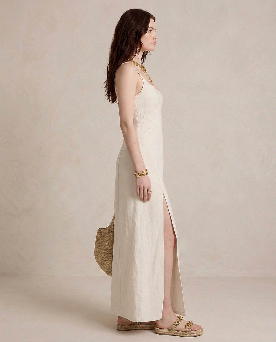LUCIA | Maxi Abito Bianco con Spacco - Eleganza e Stile per Ogni Occasione!