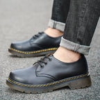 Martim - Eleganza a Bassa Caviglia: Calzature Chic per Ogni Occasione