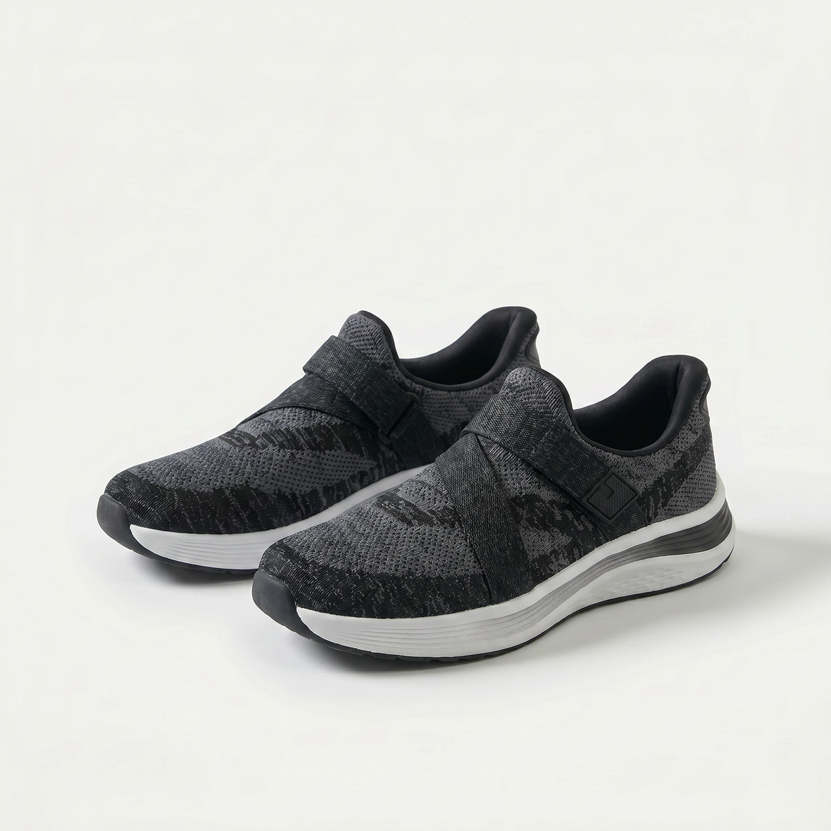 Naya - Slip-On Leggero e Confortevole per le Tue Giornate Attive