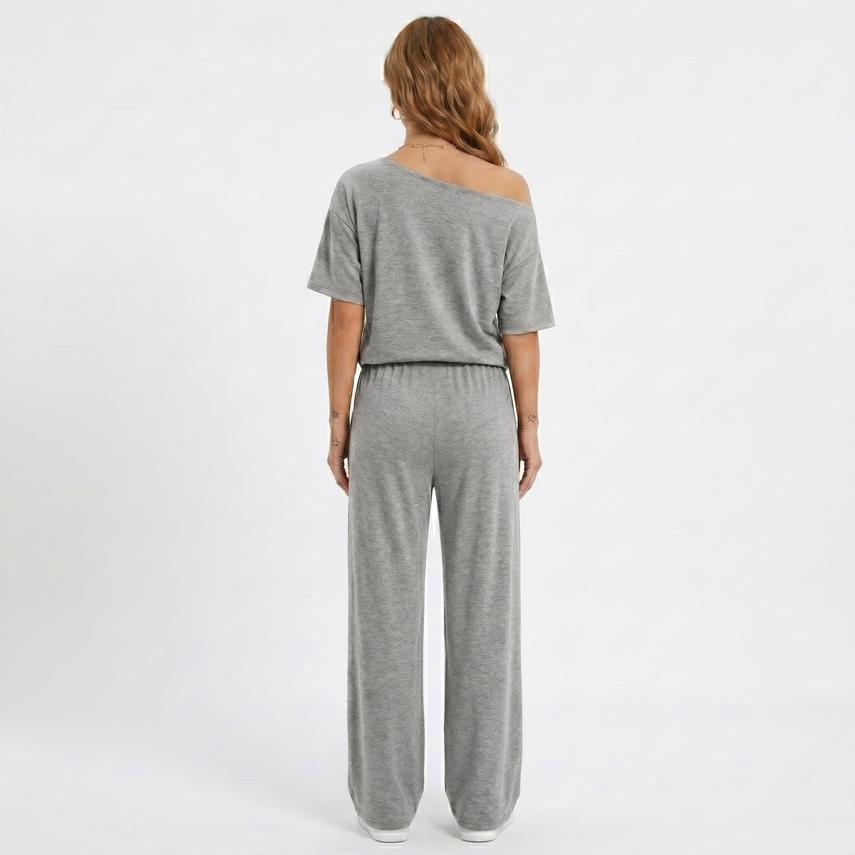 Completo Fluido Spalla Cadente Marta - Eleganza e Comfort per Ogni Occasione!