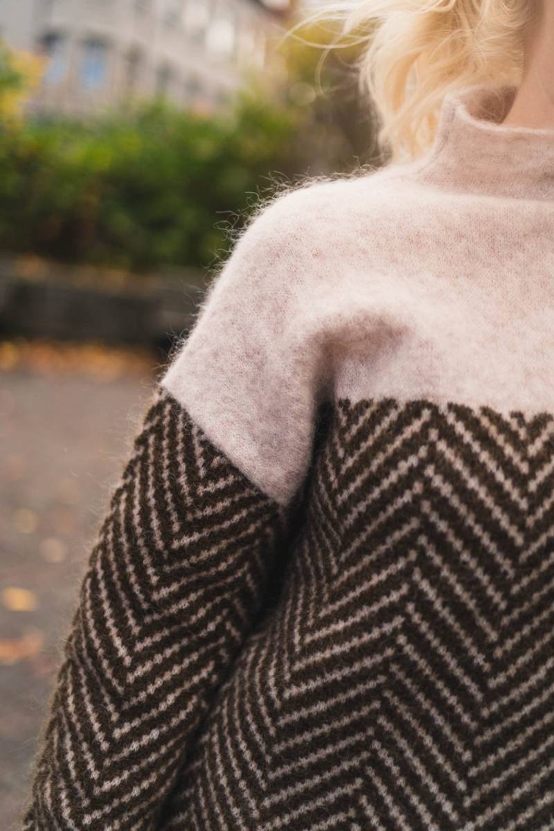 Maglione in Cashmere: Eleganza e Comfort per Ogni Occasione